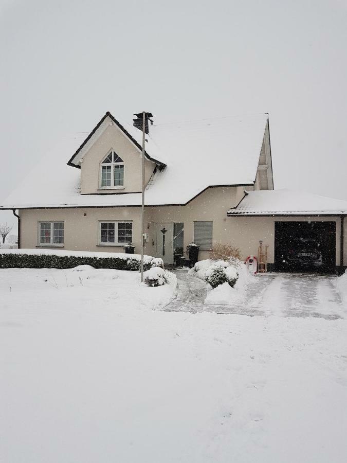 Ferienwohnung Quirinus Eslohe Luaran gambar